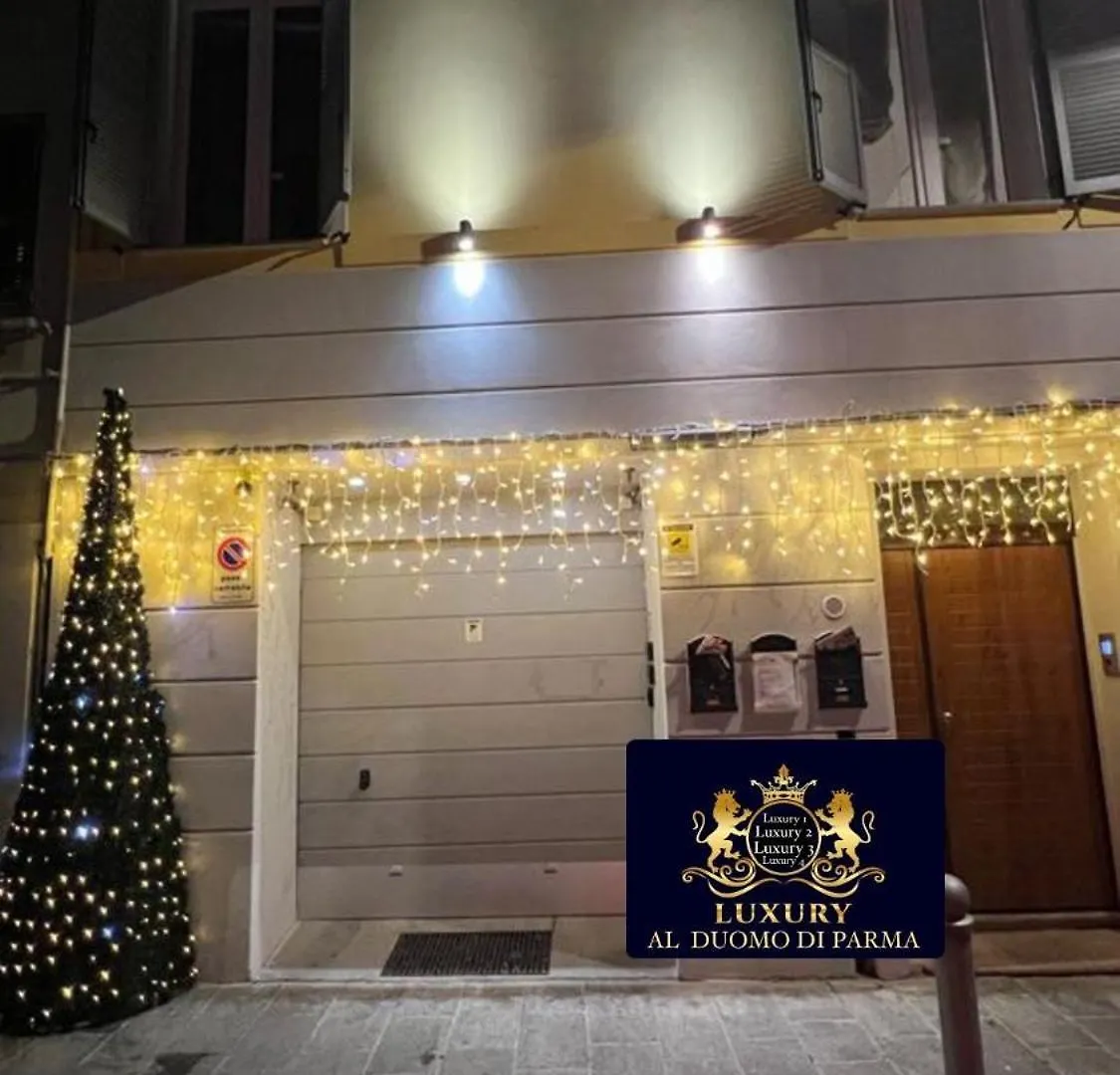 Luxury 3 Al Duomo Di Parma Apartment Italy
