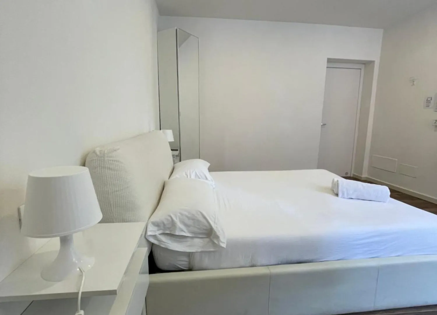 Luxury 3 Al Duomo Di Parma Apartment